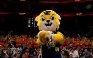 篮球比赛-广东队季后赛门票价格出炉：分九档，最便宜300元，最高1588元
